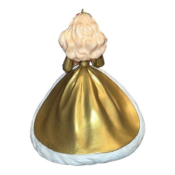 Hallmark Keepsake Ornament Holiday Barbie 1994 Second in Series Gold - Picture 3 of 7